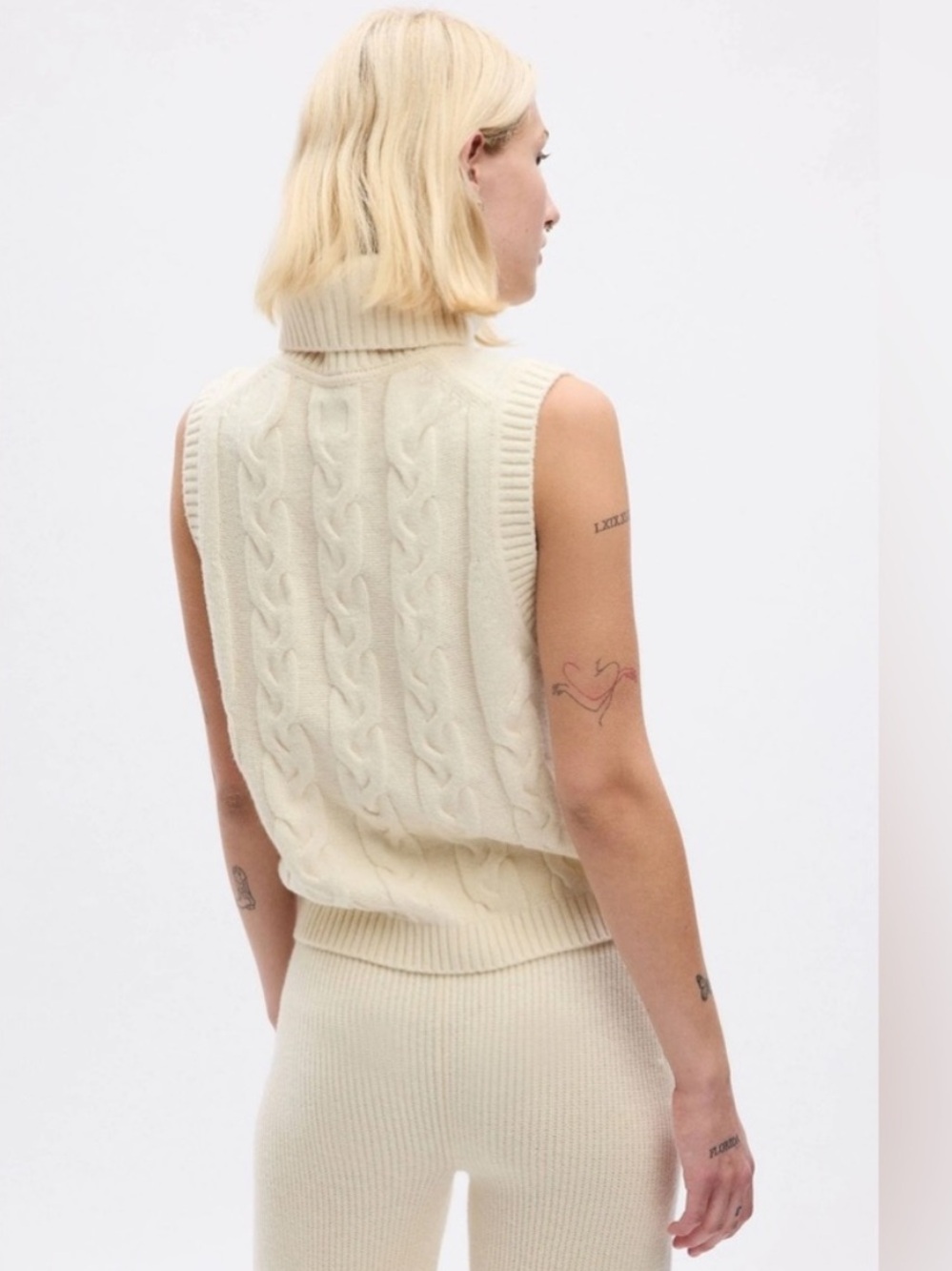 GAP CashSoft Turtleneck Sweater Tank